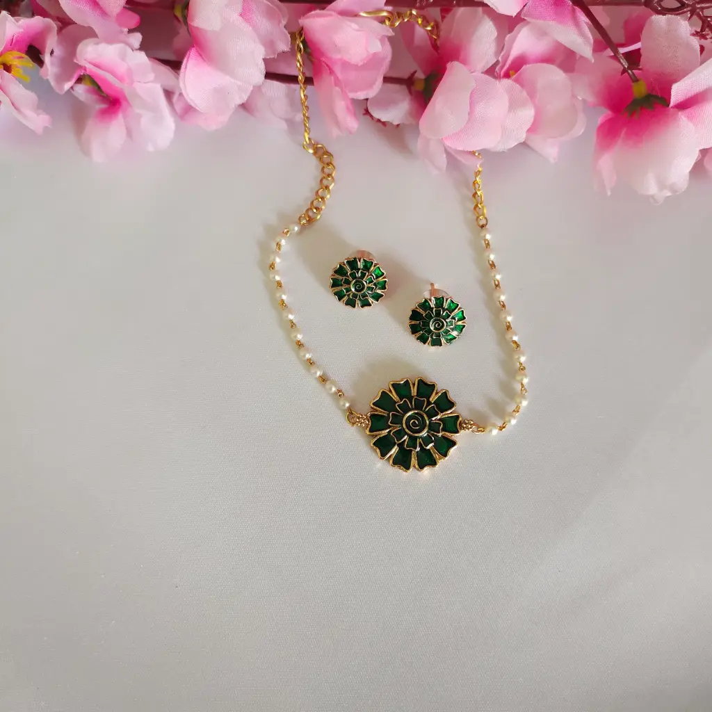 Flower Choker 