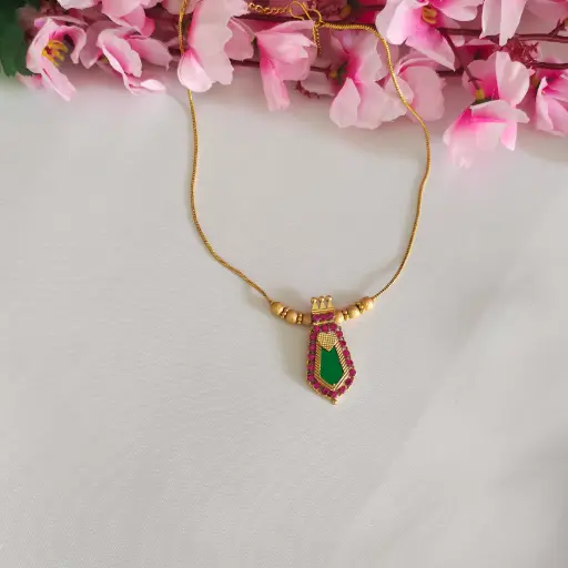 Nagapadam Pendant Palakka Chain Medium