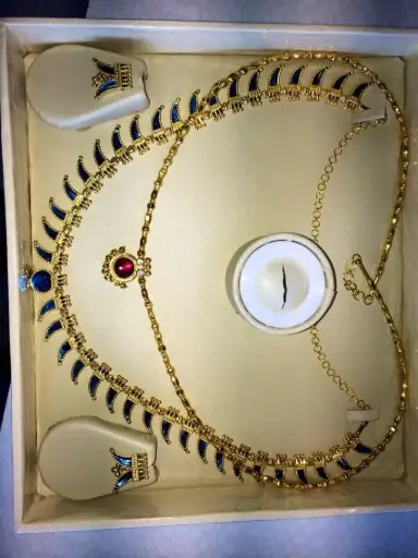 Five Lotus Chain with Earings
